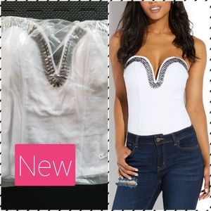 *NEW White Top